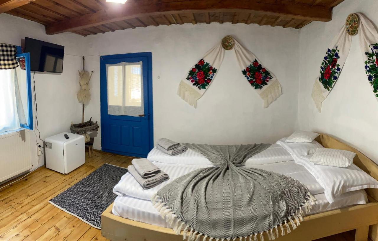 Hotel Casuta Tivadar à Breb Extérieur photo