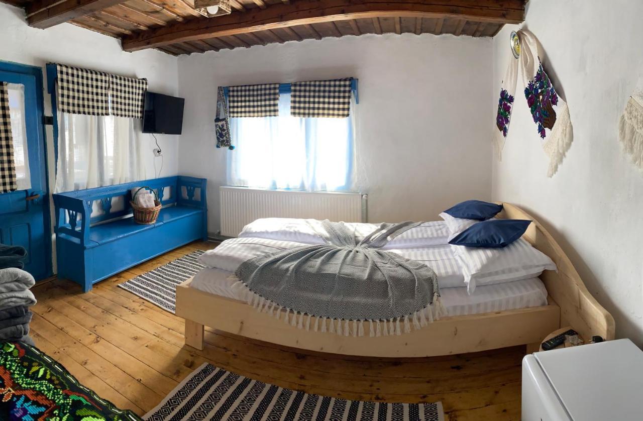 Hotel Casuta Tivadar à Breb Extérieur photo