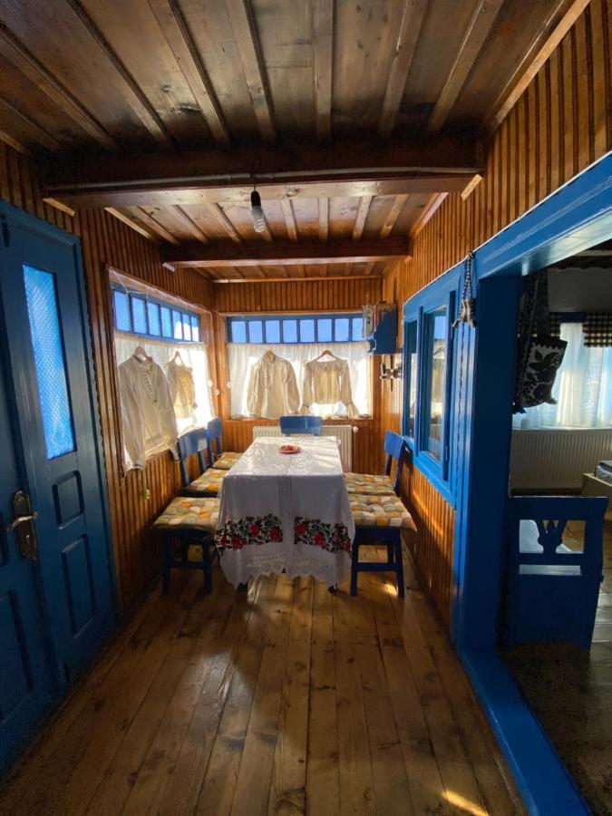 Hotel Casuta Tivadar à Breb Extérieur photo