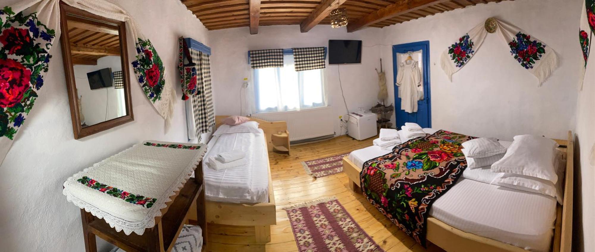 Hotel Casuta Tivadar à Breb Extérieur photo